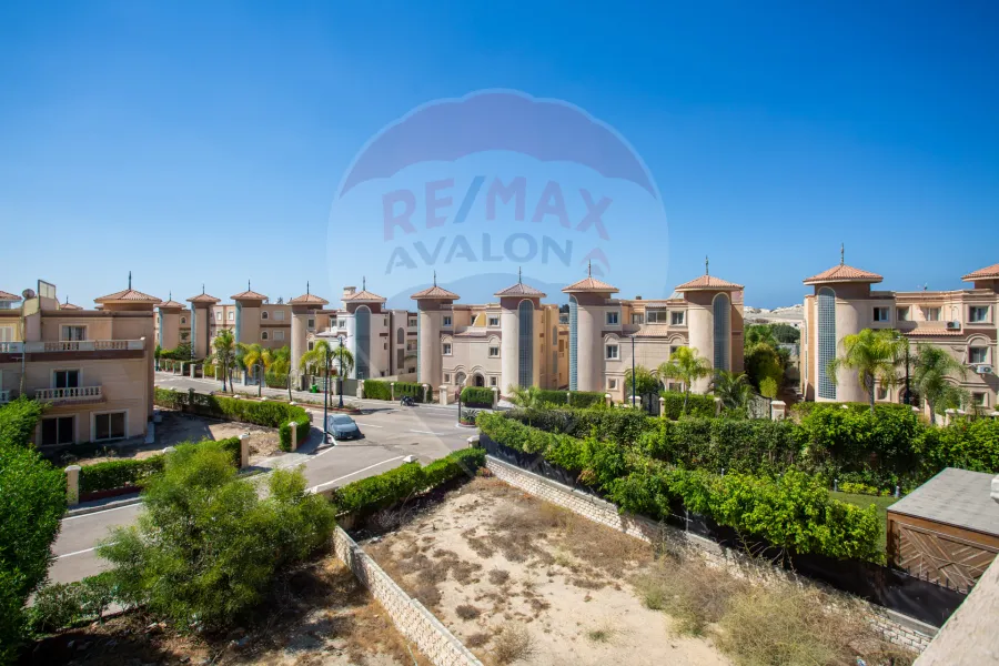 فيلا توين هاوس للبيع 370 م كينج مريوط (كومباوند العروبة رويال)