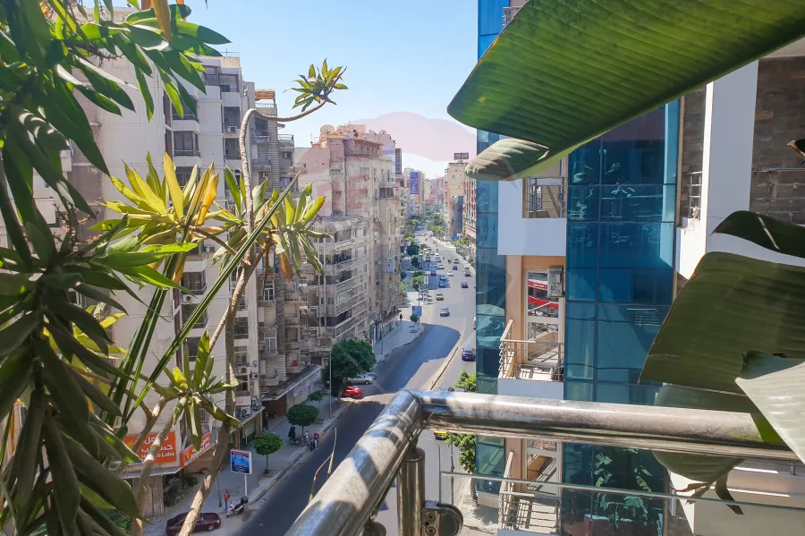 شقة للإيجار 195 م رشدي (ش أبو قير)