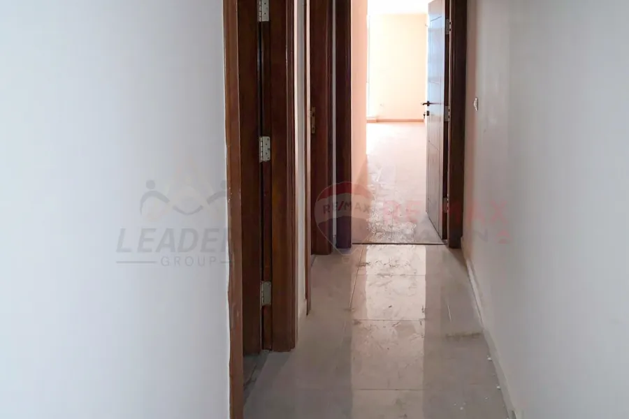 Apartment for rent 211 m Smouha (Grand View)