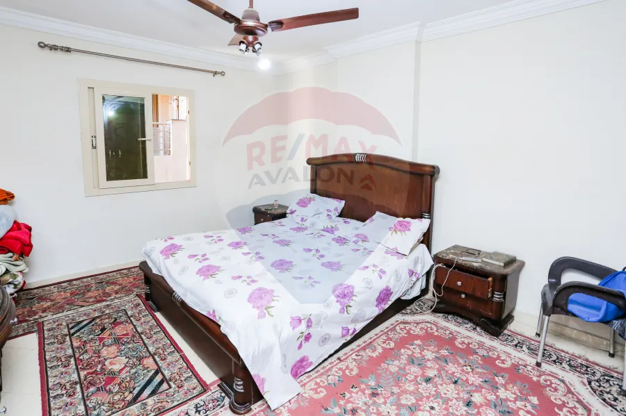 Apartment For Sale 210 m Gleem ( Steps From The Sea )