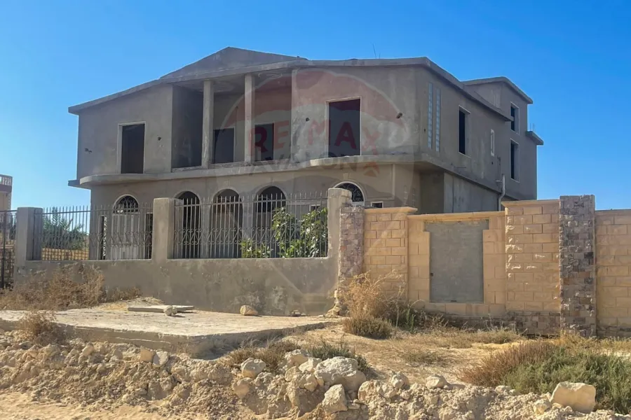 فيلا للبيع 1,235 م كينج مريوط ( بجوار كارفور العروبة )