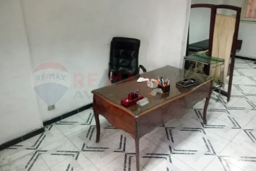 Administrative office (Clinic) for sale 100 m Mostafa Kamel (Abo Qir st.)