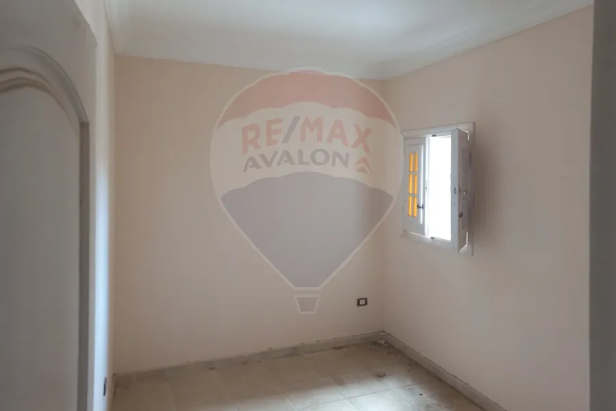 شقة للبيع 100 م مرسي مطروح (طريق القصر)