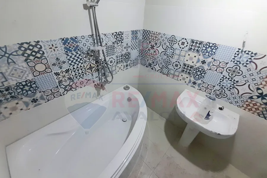 Apartment For Rent 200 m Smouha  (Ismail Sari st - Behind the Pharmacists Syndicate)