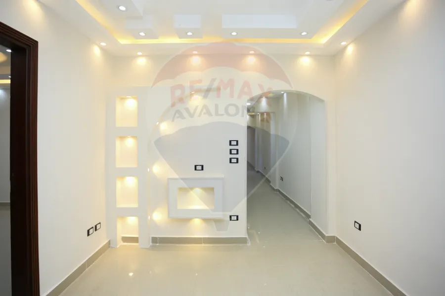 Apartment for sale 216 m Miami (Mohamed Awad St.)