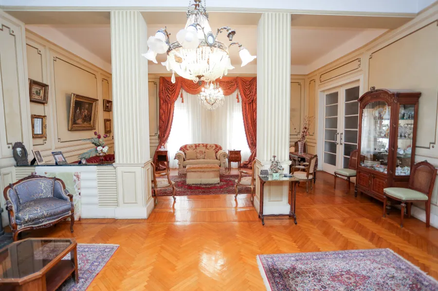 شقة للايجار مفروش 350 م الحي اللاتيني (متفرع من ش فؤاد)