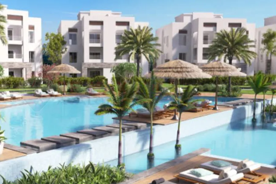 شاليه للبيع 140 م قرية امواج  (الساحل الشمالى)