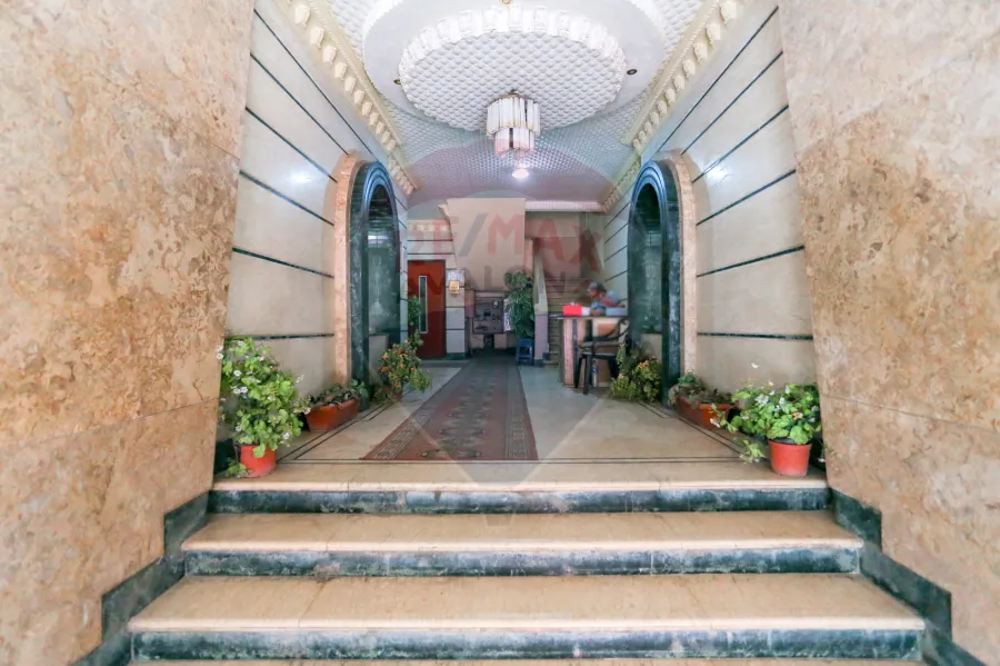 Apartment for sale 155 m Bolkley (in front of Al-Ahly Hospital)