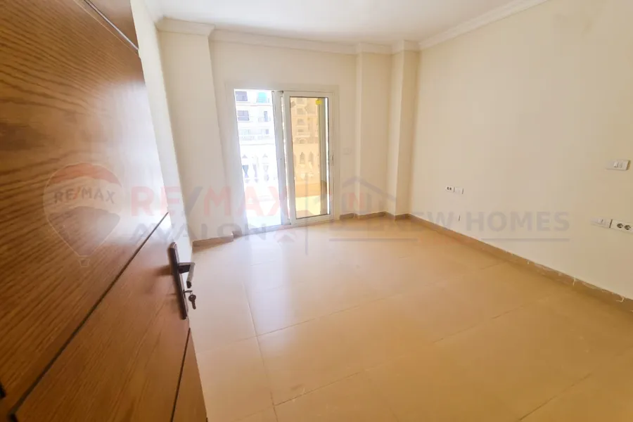 شقة للبيع 198 م  (صواري - السعودية المصرية)