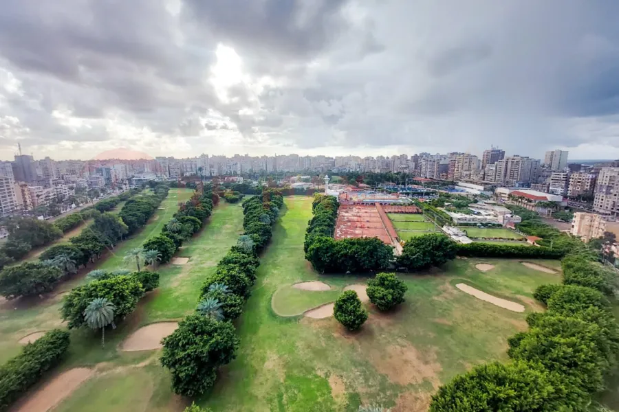 Apartment for rent 230 m Sporting (steps from the tram)