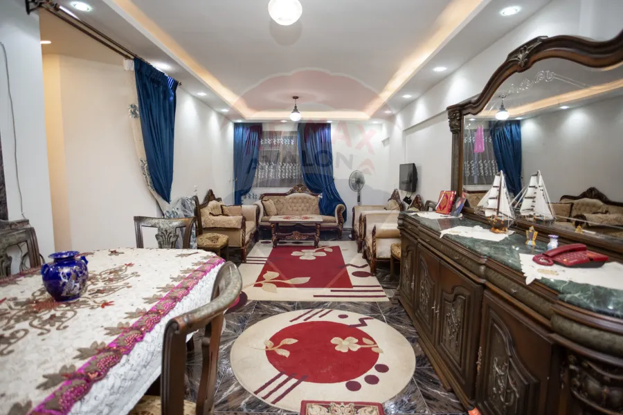 Licensed apartment for sale 155 m Janaklis (Directly on the tram)