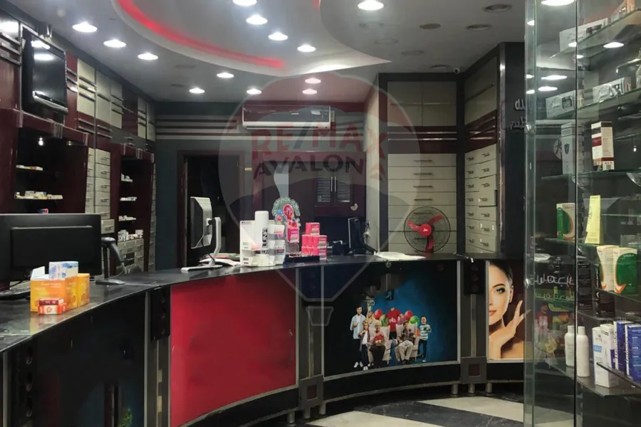 صيدلية للبيع 107 م جليم (علي الترام مباشرة)