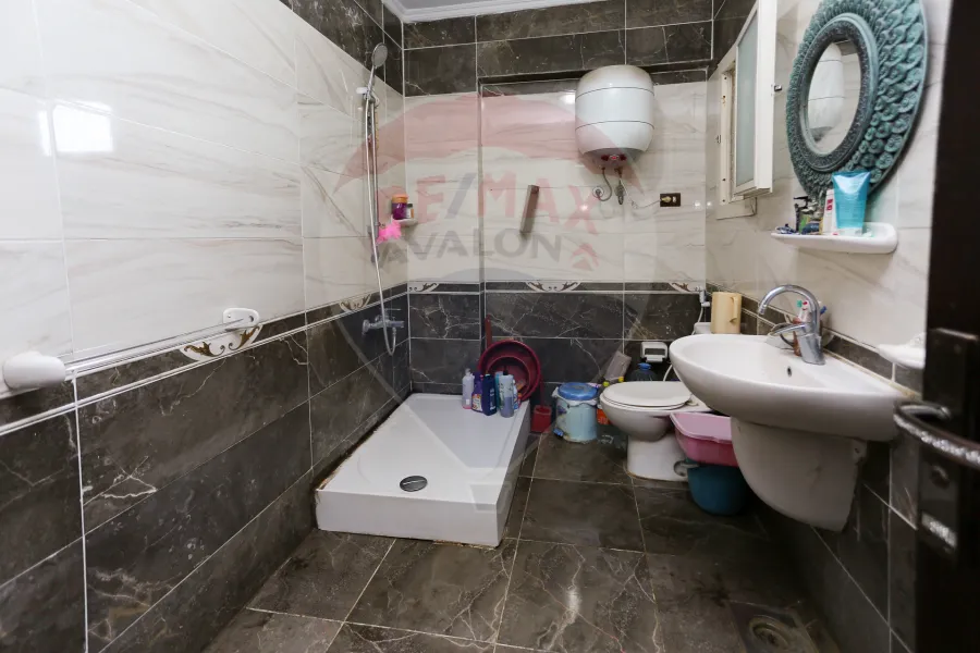 Apartment for sale 135 m Bakos (at the end of Al-Ezaaa Street)