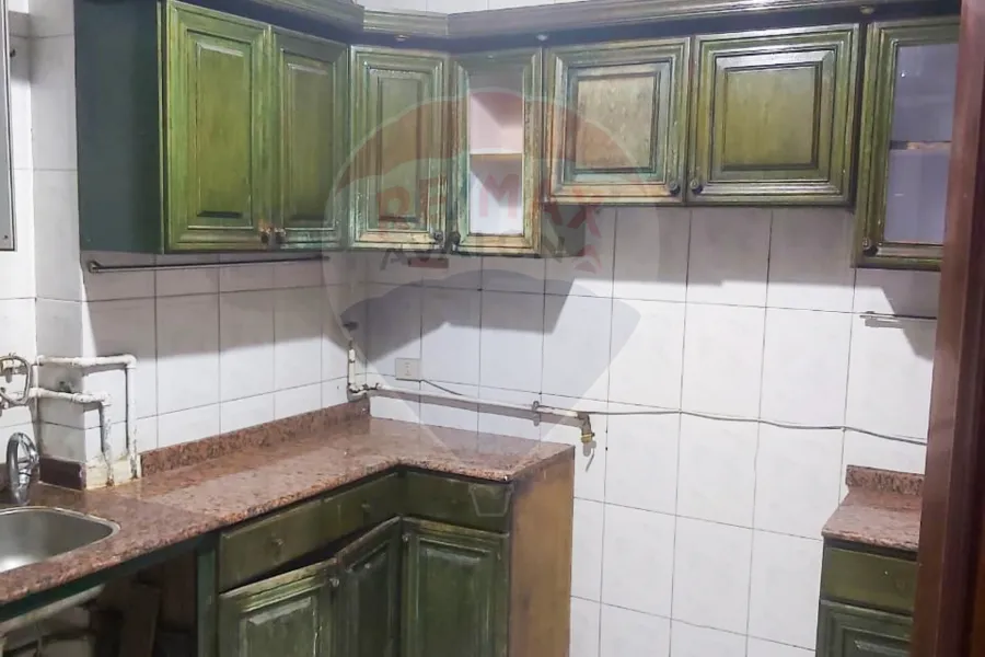 شقة للبيع 220 م بولكلي (ش ابو قير)