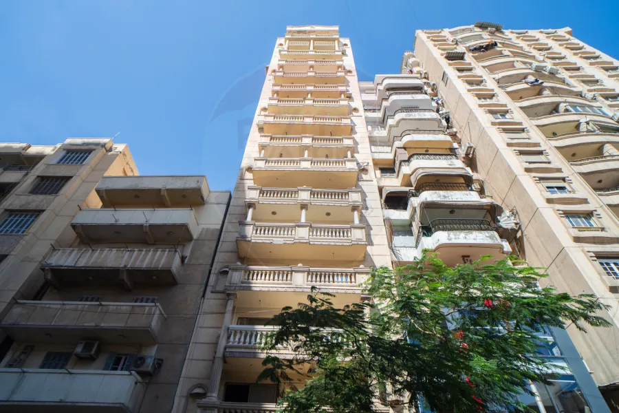 Apartment for sale 330 m Smouha