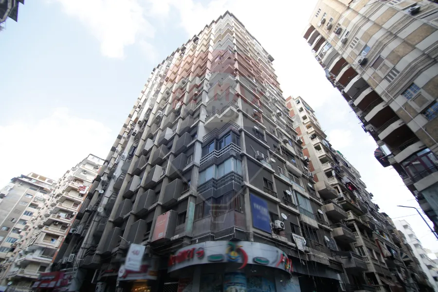 شقة للبيع 100 م العصافرة (ش جمال عبد الناصر)