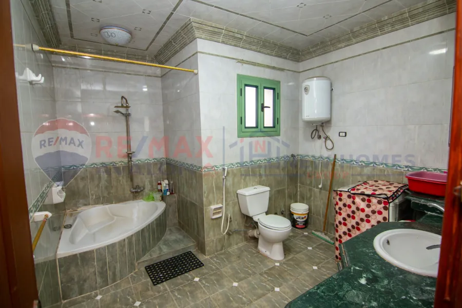 Apartment for sale 400 m Al-Syouf (Jamila Bou Harid st.)