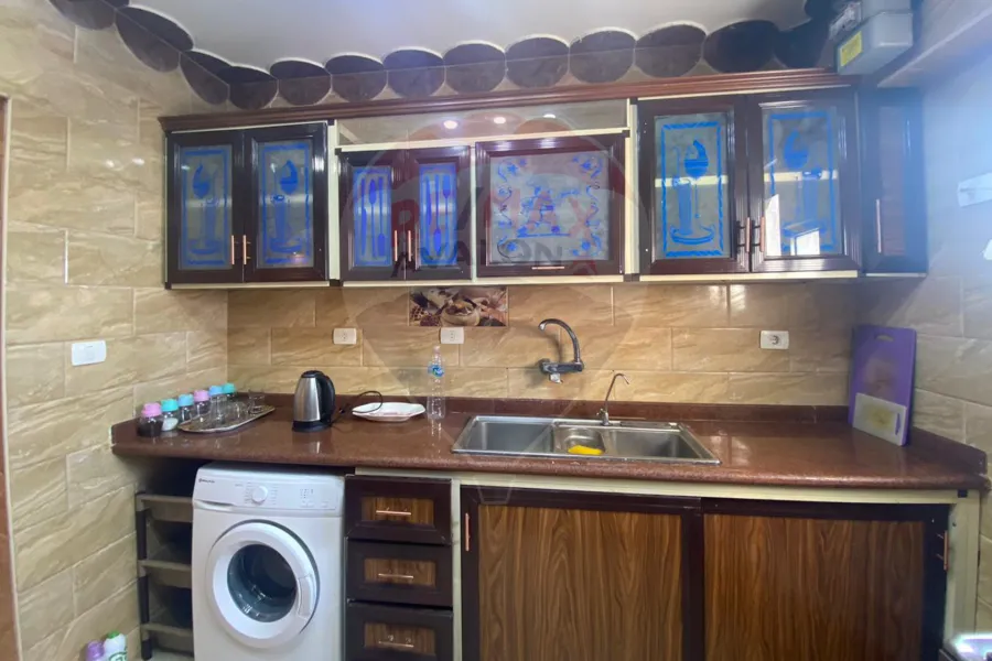 شقة للإيجار المفروش 200 م كفر عبده (خطوات من حديقة اللنبي)