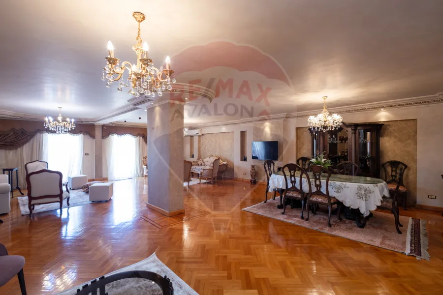 Apartment for rent 305 m Smouha (villa area)