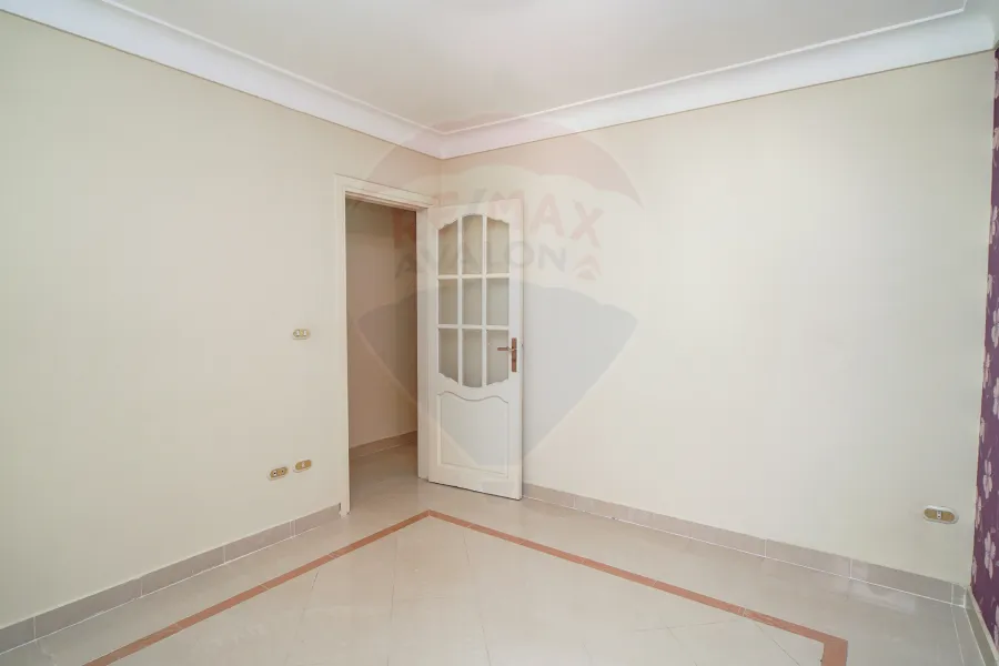 Apartment for rent 154 m Sidi Gaber (directly on the tram)