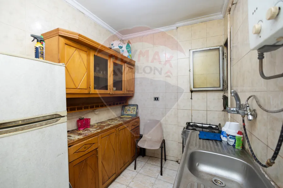 شقة للبيع 165 م ميامي (ش أمين خيرت الغندور)