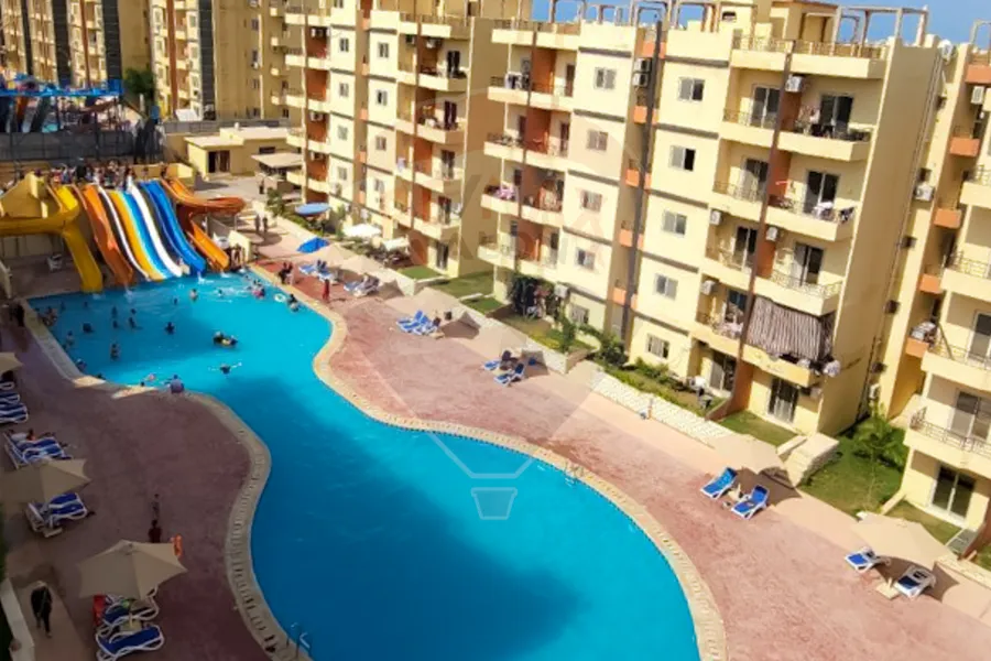 Chalet with roof for sale (Retail View) 82 m