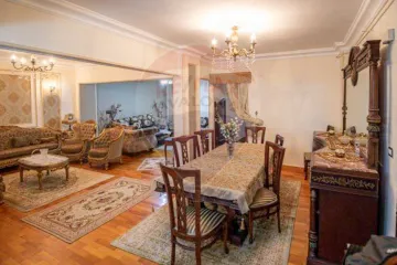 شقة للبيع 145 م سموحة (ش فوزي معاذ)