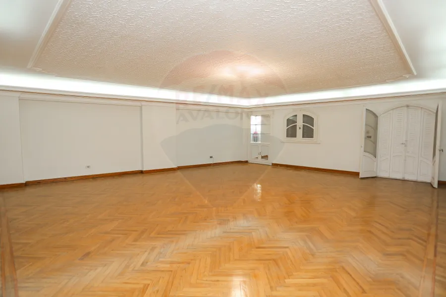 شقة للبيع 235 م وابور المياة (ش المخابرات)