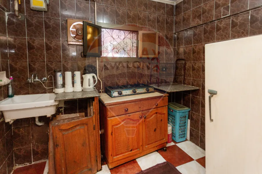 Apartment for sale 90 m Smouha (Steps from zahran market)