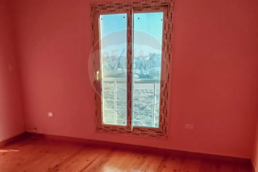 شقه للبيع 185 م كفر عبده (شارع 170)