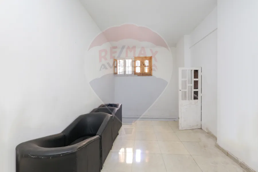 Shop + basement for sale 400 m Sidi Bishr (Gamal Abdel Naser st.)