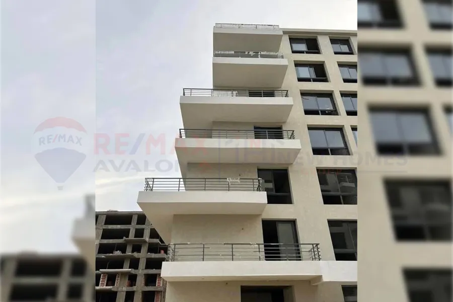 شقة للبيع 205 م (بالم هيلز)