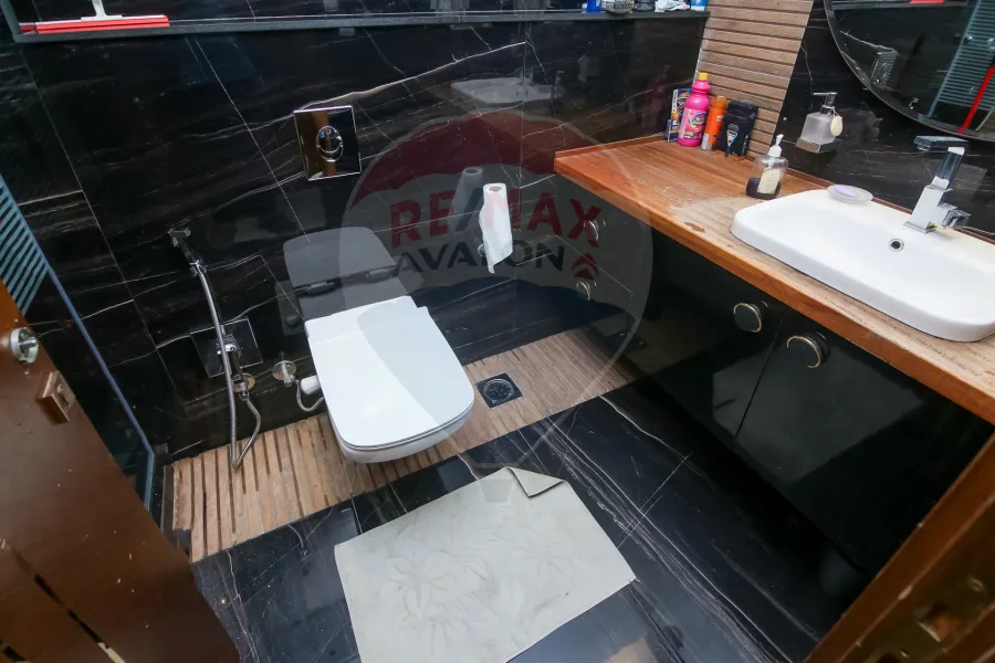 Apartment for sale 225 m Laurent (Al-Eqbal St.)