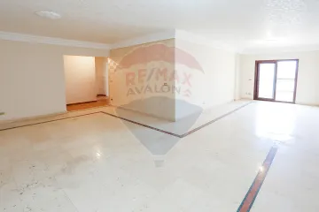 شقه للبيع 200 م  رشدى ( خطوات من شارع سوريا )