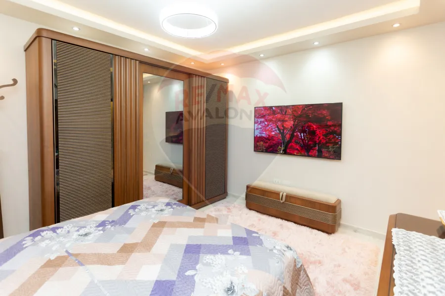 شقة للبيع 125 م السيوف (تقاطع ش النخيل مع ش السيوف)