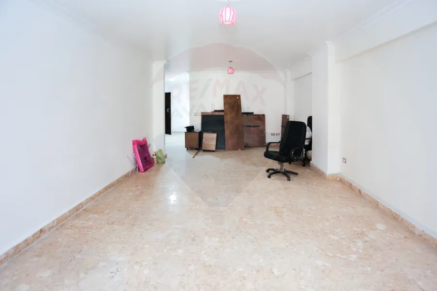 Apartment for rent 220 m Smouha (Tutankhamun's St)