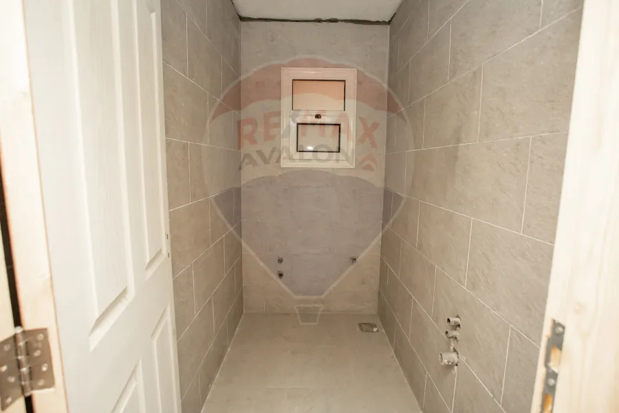 شقة للبيع 190 م سموحة  ( كومباوند فالوري انطونيادس )