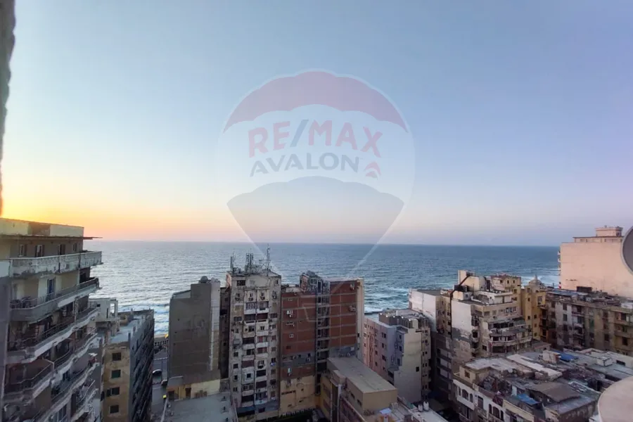 Apartment for rent Furnished 150 m Sporting (steps from the sea)