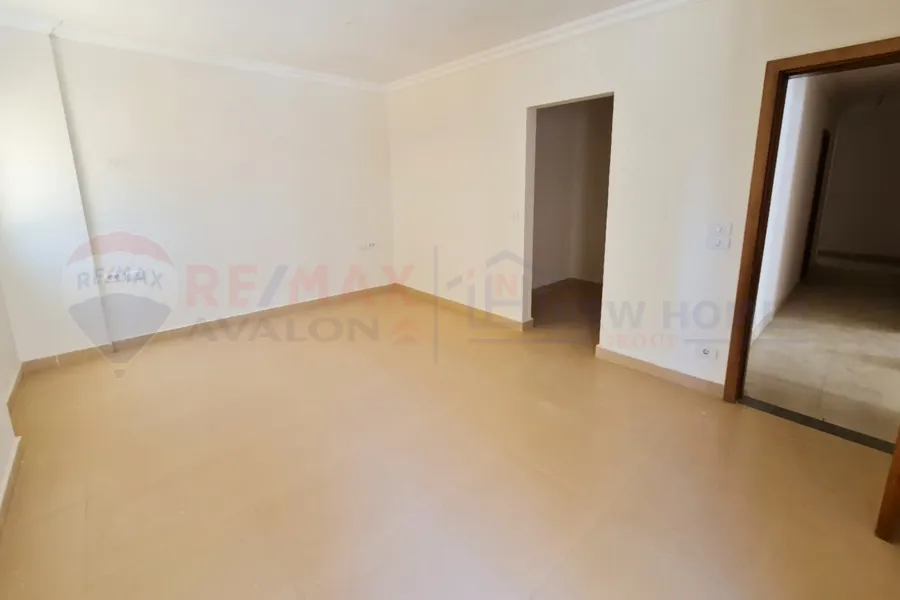 شقة للبيع 198 م  (صواري - السعودية المصرية)