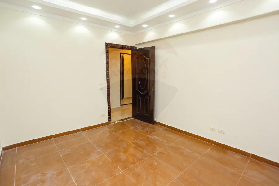 Apartment for sale 155 m Sidi Gaber (Branched from Al-moshier st)