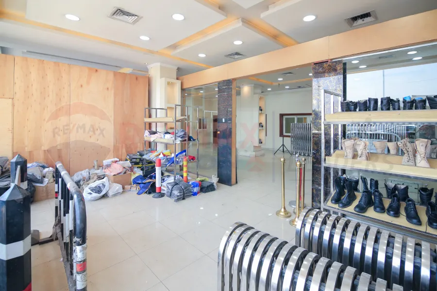 محلات تجارية للإيجار المطار ( بجوار مستشفي طلعت مصطفي )