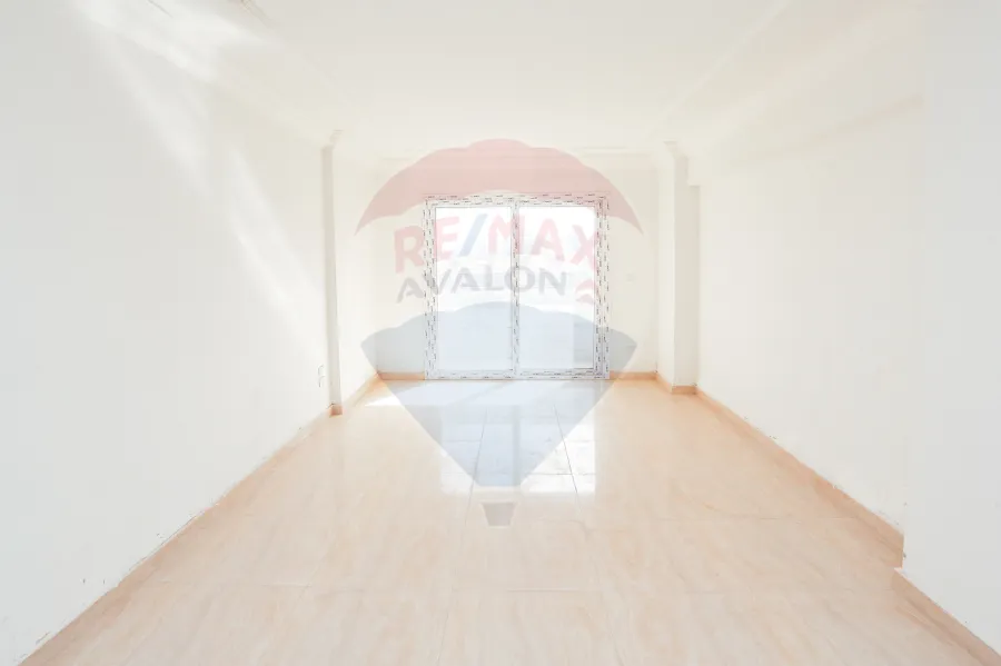 (شقة للبيع 160 م سيدى جابر (شارع جابر مبارك