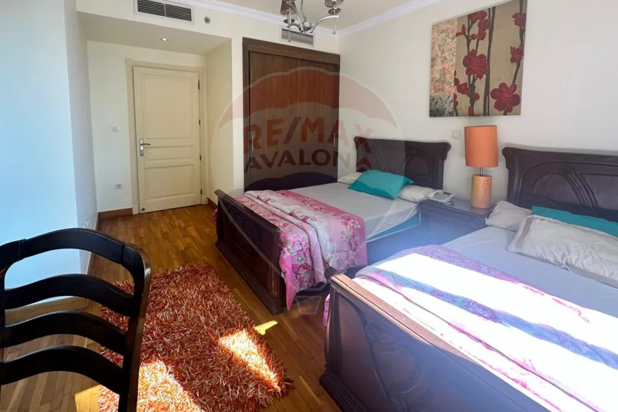 شقة للبيع 136 م سان ستيفانو (الفور سيزون)