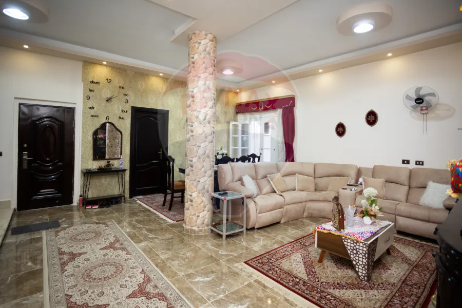 Villa for sale 470 m King mariout (behind Hilton King's Ranch Hotel)