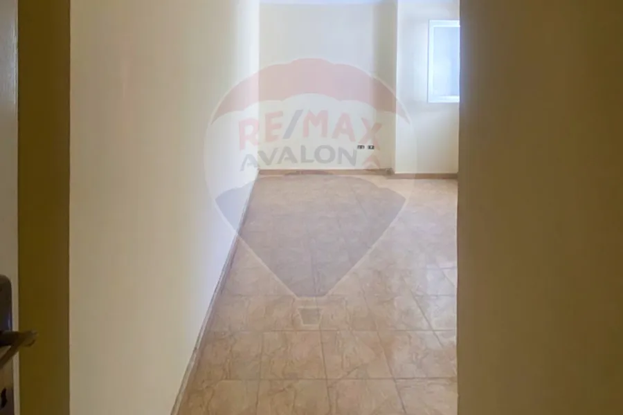 Apartment for sale 110 m Bolkeley (off Lavison Street)