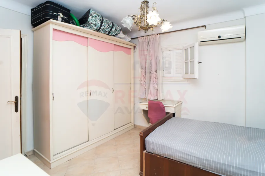 شقة للبيع 160 م بولكلي (ش المصحة)