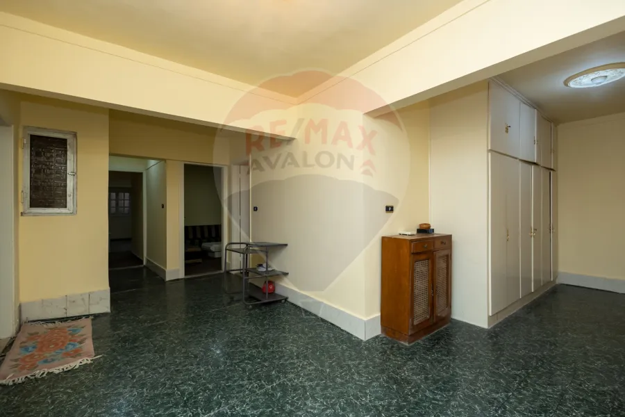Duplex apartment for sale 260 m, Sidi Bishr (Khaled Ibn El Walid St.)