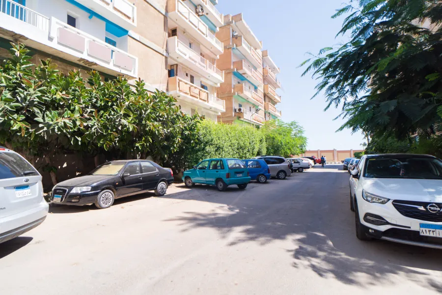 شقة للبيع 110 م المعمورة الشاطئ (ش الشرطة)