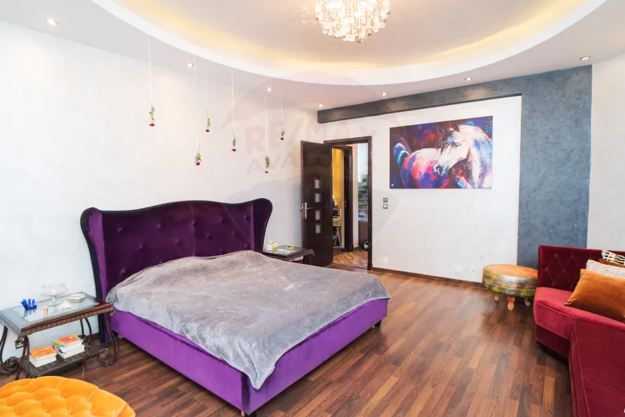 فيلا للإيجار المفروش 1,100  م كينج مريوط (متفرع من طريق الكافوري)