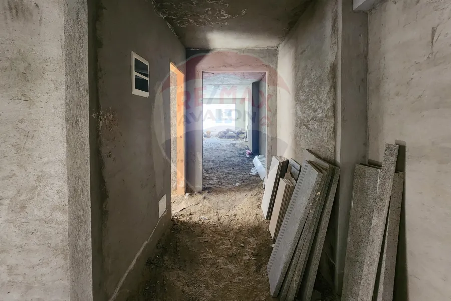 شقه للبيع 144 م  سموحه (كومبوند فالوري)